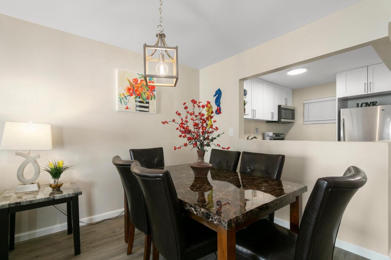 2 Bedroom 2 Bath With Patio On 11Th Collins Ave Miami Beach Exterior photo